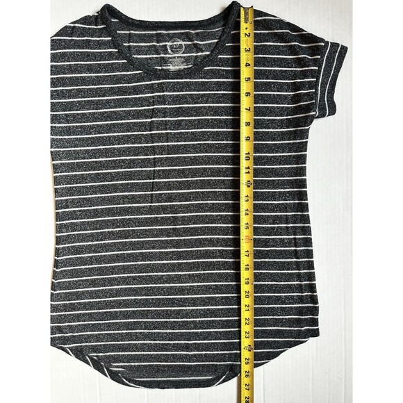 Maurices 24/7 Black & White Striped Short Sleeve Soft T-Shirt Women’s Size Small - Picture 4 of 6